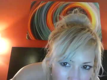girl
        lexxblaze cam image #1151849