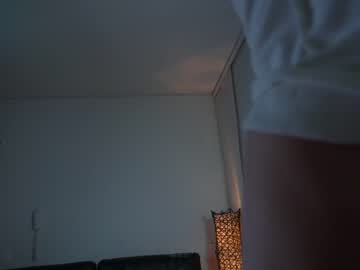 girl
        mystikei cam image #1795936
