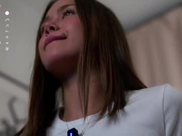 girl
        oxonmymind cam image #6297046