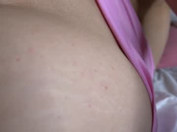 girl
        princessasiana cam image #4619200