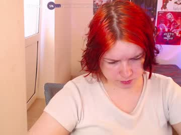 girl
        cherry_night666 cam image #5054618