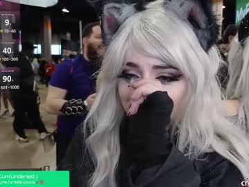 girl
        crimsonkitten cam image #6540770