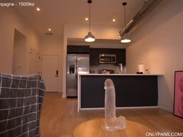 girl
        bailey_eilish cam image #1123583