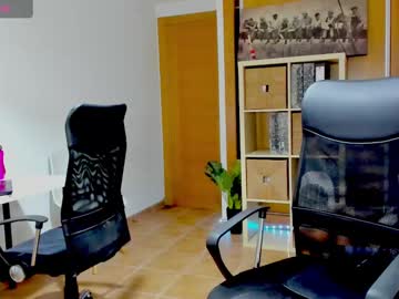 couple
        redskyxxx_ cam image #6222014