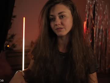 girl
        lettymoa cam image #6628406