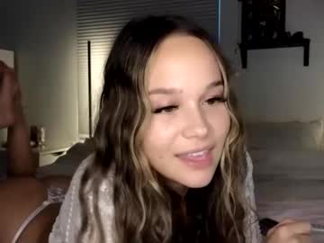 girl
        sirenaxsky cam image #4789357
