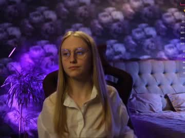 girl
        angeellina cam image #1189479