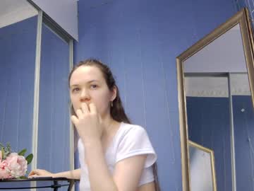 girl
        kriskras__ cam image #5914756