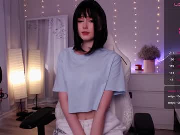 girl
        vonnalein cam image #3835788