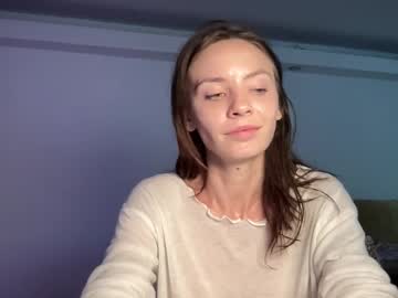girl
        petite_doll49 cam image #5855925