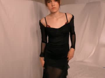 girl
        ririazeliaa cam image #5158655