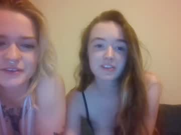 girl
        sweetthing97 cam image #101298