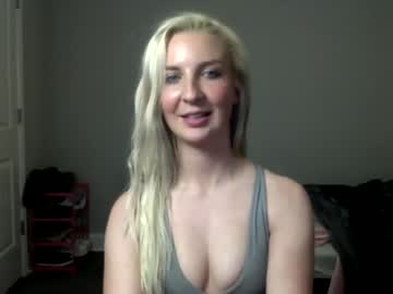 girl
        littlelanaxo cam image #3654467