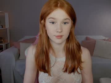 girl
        leahsthetics cam image #6722705