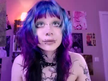 girl
        lollyshy__ cam image #6726671