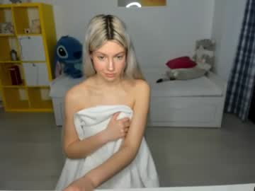 girl
        two_shery cam image #3902574