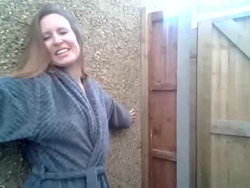 girl
        eatmypie69 cam image #2601785