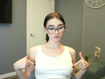 girl
        odettecovert cam image #6045730