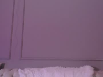girl
        sarasuo cam image #2127124