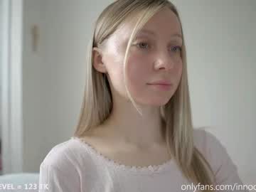 girl
        pureangeldolores cam image #2953650