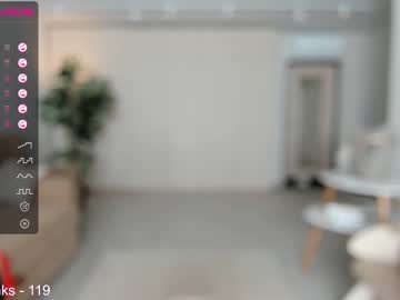 girl
        oki_dokie cam image #1825117