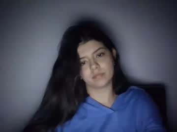 girl
        sunsetleek cam image #4021168