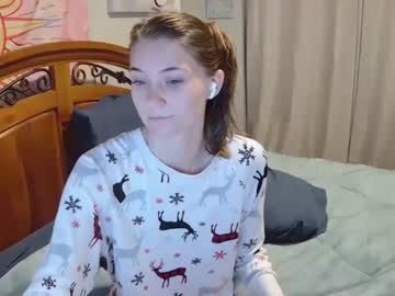 girl
        katynowhere cam image #5605172