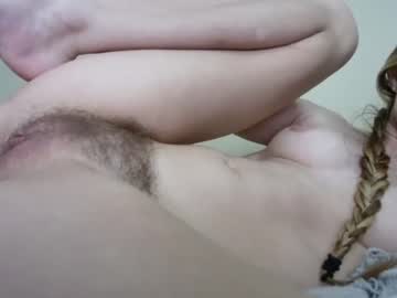 girl
        lily_brooke cam image #1012459