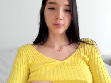girl
        alice_roger cam image #4312471