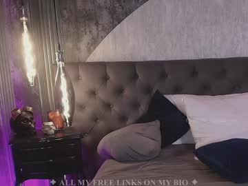 girl
        charlotte_germanotta_ cam image #6460443