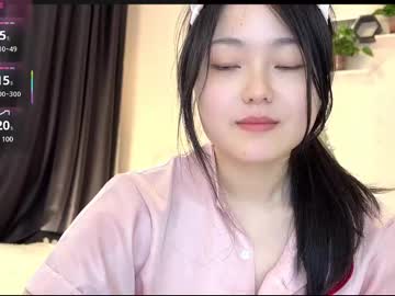 girl
        liunana cam image #6729407