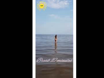 girl
        your_asya cam image #198061