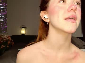 girl
        real_teya cam image #6370466