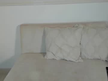 girl
        julianagreyx cam image #6807364
