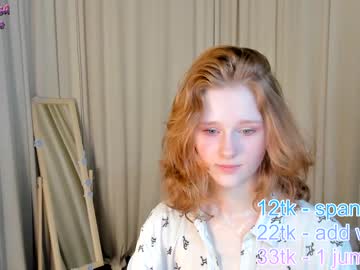 girl
        navy_blush cam image #3472048