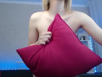 girl
        adrykilly cam image #158492