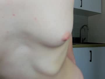 girl
        annie_lv cam image #2967947