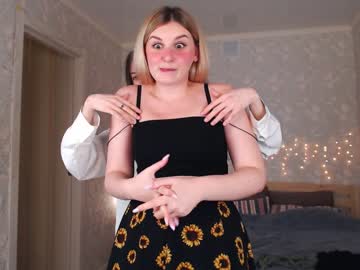 girl
        tendermoon__ cam image #3308420