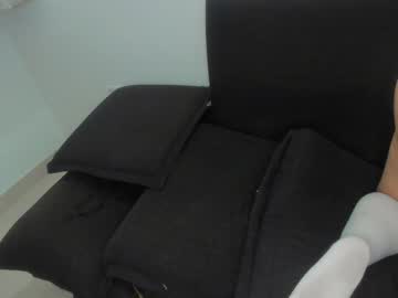 couple
        mikeandshe cam image #5534063