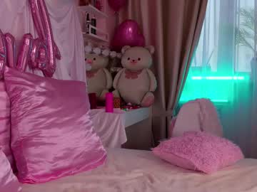 girl
        jollly_belle cam image #6592599