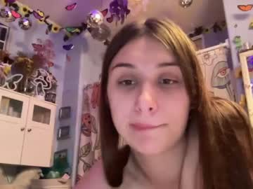 girl
        fairygirlcait cam image #3949351