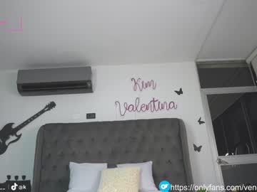 girl
        venezolanacute cam image #1737836