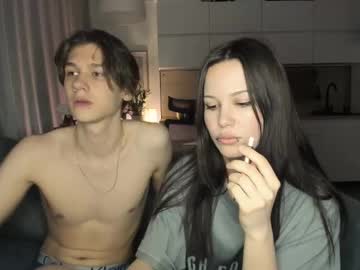 couple
        yourher0in cam image #6667586