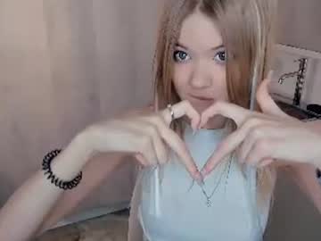 girl
        afragrandya cam image #6453757
