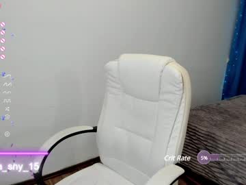 girl
        emmika_ cam image #2907232