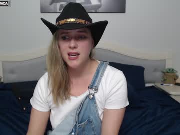 girl
        bluexstacey cam image #2313677