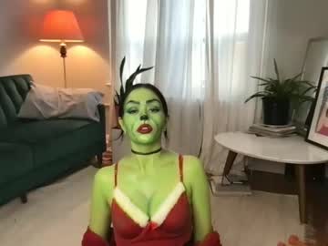 girl
        littlesugarpea cam image #2727027