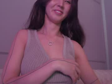girl
        sarasuo cam image #2076142