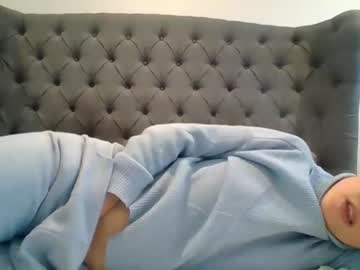 girl
        eatmypie69 cam image #2768246