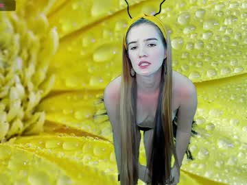 girl
        cutenataly cam image #2735555